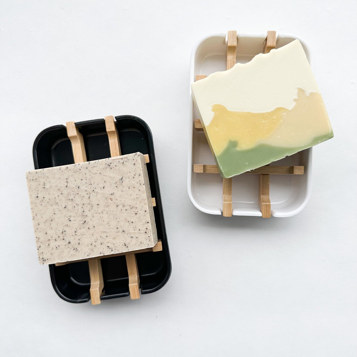 Bamboo & Cornstarch Soap Dish – Biodegradable 2-Layer Design for Longer-Lasting Soap